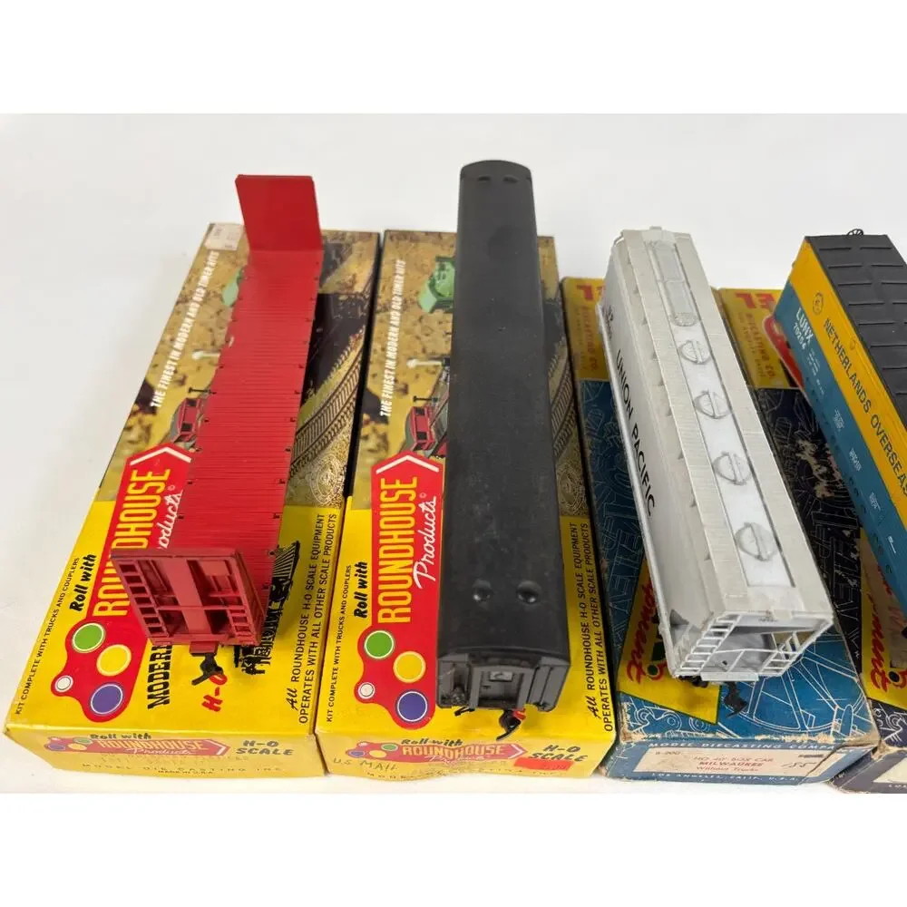 Roundhouse HO Scale Freight Car Lot Flat Car Passenger Hopper Box Mixed Vintage